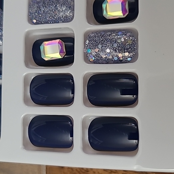 3D Rhinestone & Glitter Press On Nails - Picture 17 of 17